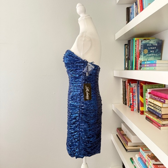 La Femme Blue Sequin Ruched Strapless Cocktail Dress sz 4 - Picture 4 of 10
